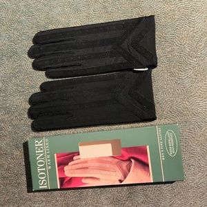 New Isotoner mens gloves